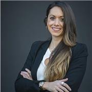 Profesora Titulada en Derecho imparte clases de derecho y otras materias. Online y presencial en A Coruña. 
Preparando oposiciones y disponibilidad para clases de primaria.